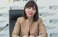 Суд хочет вернуть работу в Украине гражданке с российским паспортом