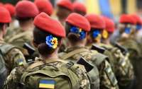 Женщин в Украине обяжут стать на воинский учет