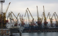 СМИ: портовые операторы просят у Порошенко защиты от произвола силовиков