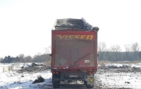 Власти Львова снова подкидывают свой мусор в Киевскую область (фото)