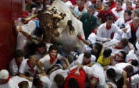 В Испании стартовал традиционный забег быков