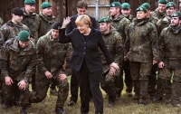 Германия будет принимать в свою армию всех граждан ЕС
