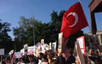 Украинцы поддержат турецких демонстрантов 