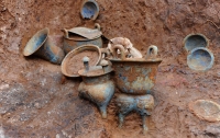 Мумия, украшения и посуда: в Винницкой области откопали уникальные поселения