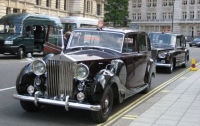 Rolls-Royce Елизаветы II продается за $2,6 млн