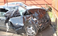 Киевский водитель протаранил автомобиль с беременной женщиной