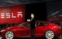 Tesla презентовала свой новый бюджетный электрокар Model 3