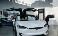 Tesla будет продавать авто за биткойны