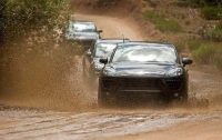Новый кроссовер от Porsche почти рассекречен (ФОТО)