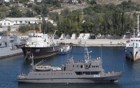 Четыре украинских корабля вырвались из Крыма