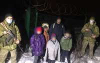 На Харьковщине мужчина с четырьмя детьми пытался пересечь границу с РФ