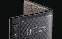Vertu создали неприлично дорогой смартфон из телячьей кожи