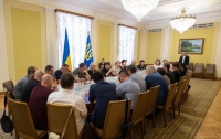 Глава государства встретился с семьями пленных украинцев