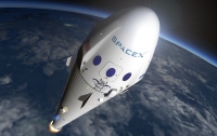 SpaceX запустила на орбиту ракету с телекоммуникационным спутником