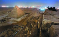Российский фотограф взобрался на пирамиду в Египте (ФОТО)