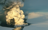 Выбросы исландского вулкана Гримсвотн взлетели на 20 километров