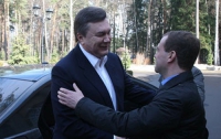 Янукович едет «за самолетами» в подмосковные Горки