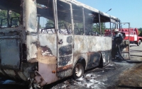 Под Киевом сгорел пассажирский автобус
