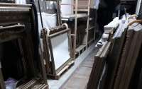 Украденные на Херсонщине картины оккупанты планируют вывозитть в Крым
