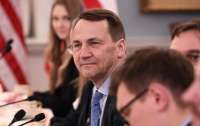 Запад должен больше помогать Украине, чтобы не допустить распространения конфликта, – Сикорский