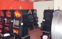 В Хмельницком прикрыли зал игровых автоматов