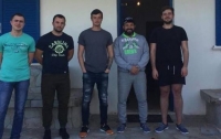 Греция освободила 12 украинских моряков с задержанного судна