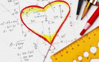 Прагматичные британские ученые вывели свою «формулу любви»