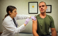 Эпидемия кори: украинцев будут вакцинировать бесплатно