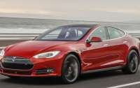 В Tesla заживо сгорел человек