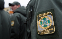 Пограничники задержали украинцев, несших пять тыс. пачек сигарет из Беларуси