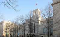 У посольства РФ в Берлине задержали угрозжавшую охране женщину с ножом