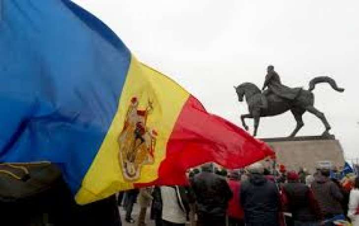 У Румунії кандидат на прем’єра Еуджен Томак представив перелік міністрів свого уряду