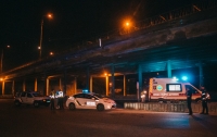 Мужчина прыгнул с киевского моста и погиб