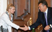 Янукович пожелал Тимошенко «защитить себя»