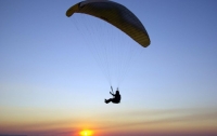 В Крыму упал парапланерист