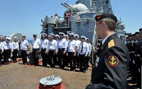 Моряки ЧФ РФ отпраздновали День России в Средиземном море (ФОТО)
