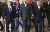 Путин: Договор о ЕвразЭС будет подписан в срок