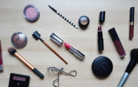 Опасная красота: какая косметика может навредить здоровью