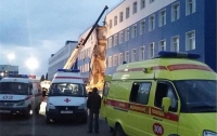 В результате обвала казармы в Омске поигибли 23 человека