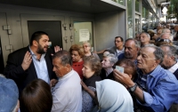 В Греции открылись банки только для пенсионеров (фото)