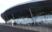 Самолет, летевший из Киева, экстренно сел в аэропорту Самары
