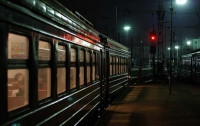 В Харьковской области грузовые вагоны врезались в поезд с пассажирами