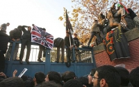 Лондон срочно эвакуирует посольство в Тегеране