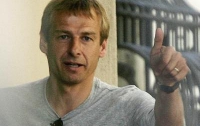 Юрген Клинсманн празднует сорокапятилетие
