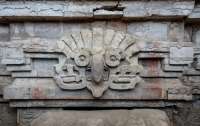 Археологи виявили в Мексиці гробницю віком 1400 років із великою скульптурою сови