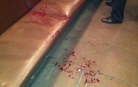 В Киеве трое отморозков жестоко избили чернокожего гражданина прямо в вагоне метро