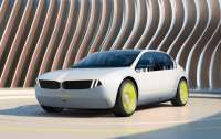 BMW представила концепт, способный менять цвет кузова