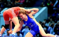 На чемпионате Европы по борьбе украинки завоевали первые награды