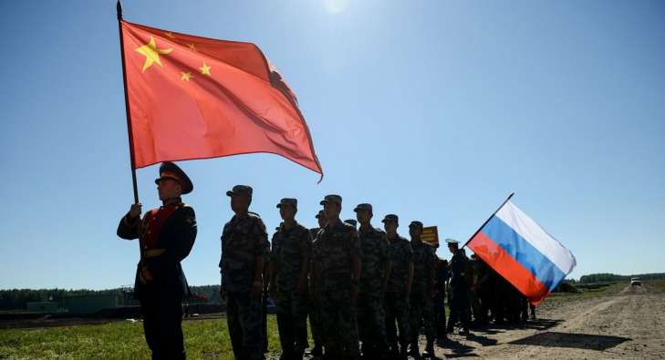 Китай таємно підготував сотні російських військових для війни проти України, – Reuters