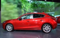 Mazda презентовала новую «трешку» (ФОТО)